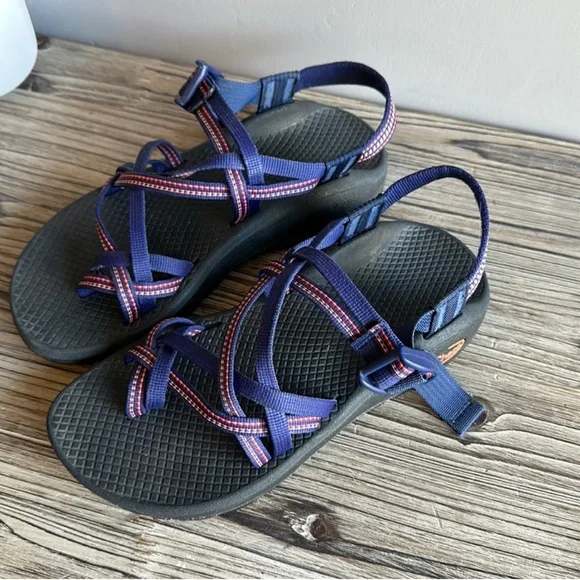 Chaco Women’s Z/Cloud X2 navy blue with red accents Size W5 - Picture 5 of 7